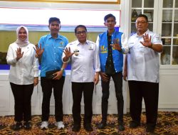 Wahdi Terima Audiensi Dengan Komite Nasional Pemuda Indonesia